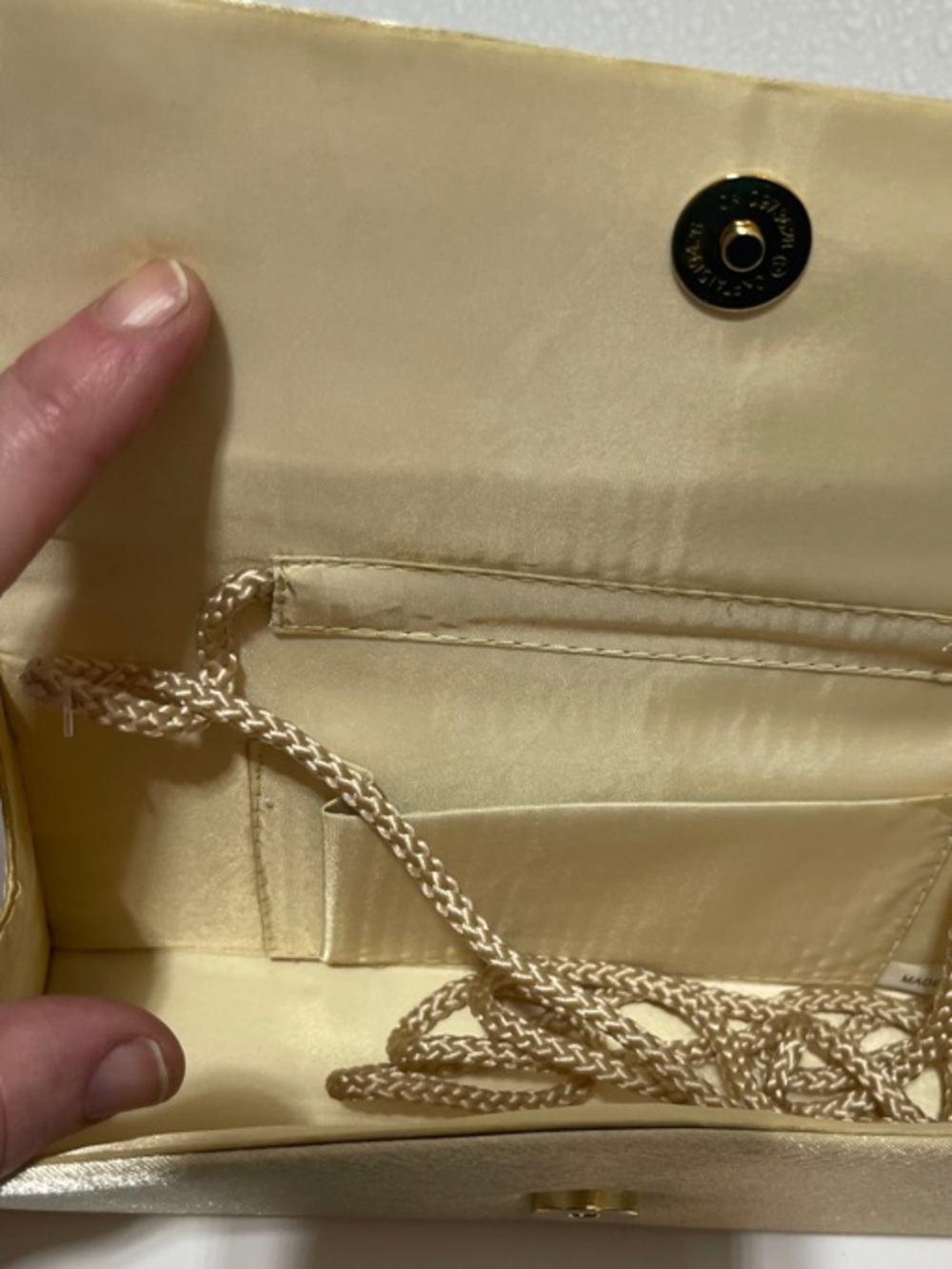 3/$30 Embellished Cream Evening Clutch FLAWS - Picture 4 of 9
